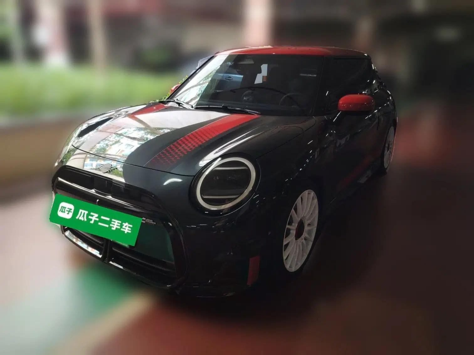 MINI Electric COOPER JCW 2025 JOHN COOPER WORKS — миниатюра 1