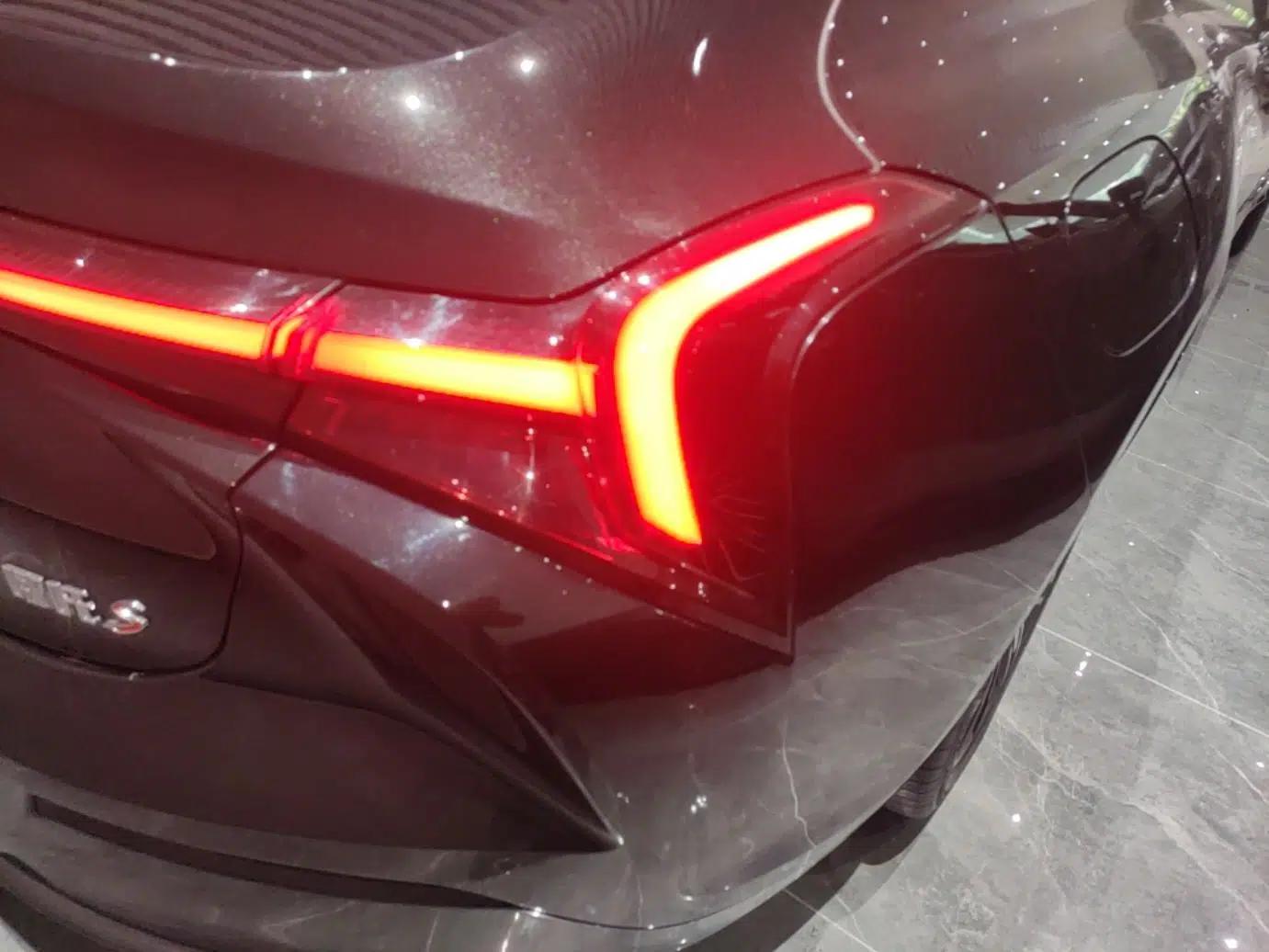 NETA S 2024 Range-Extended 1060 Lite Edition — миниатюра 9
