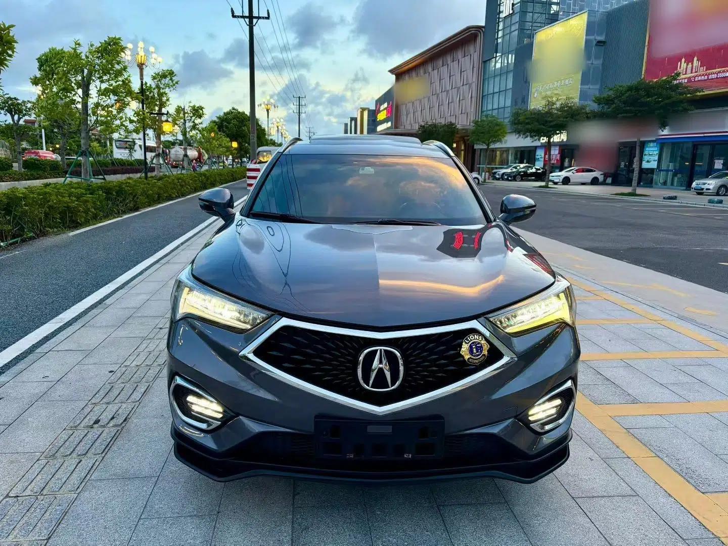 Acura CDX 2016 1.5T Two-Wheel Drive Deluxe Edition — миниатюра 2