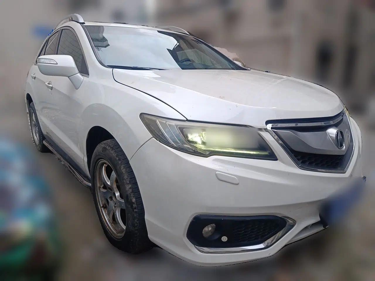 Acura RDX 2013 3.0L Two-Wheel Drive Elite Edition — миниатюра 3
