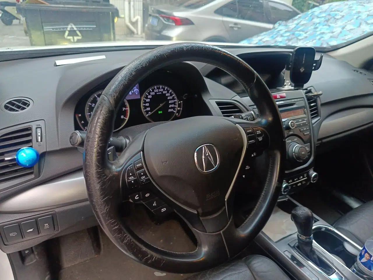 Acura RDX 2013 3.0L Two-Wheel Drive Elite Edition — миниатюра 10