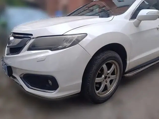 Acura RDX 2013 3.0L Two-Wheel Drive Elite Edition