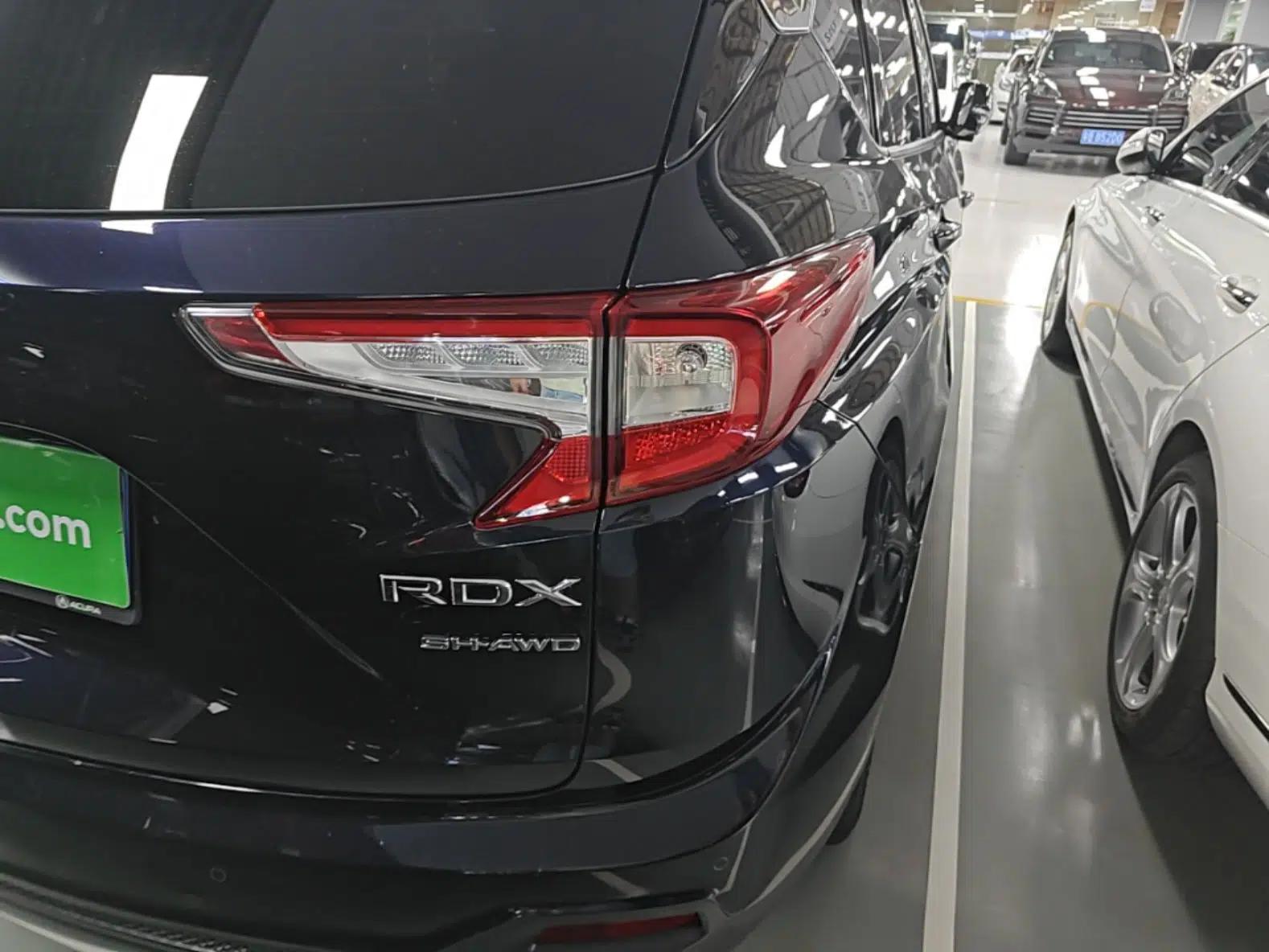 Acura RDX 2020 2.0T Diamond Edition SH-AWD — миниатюра 9