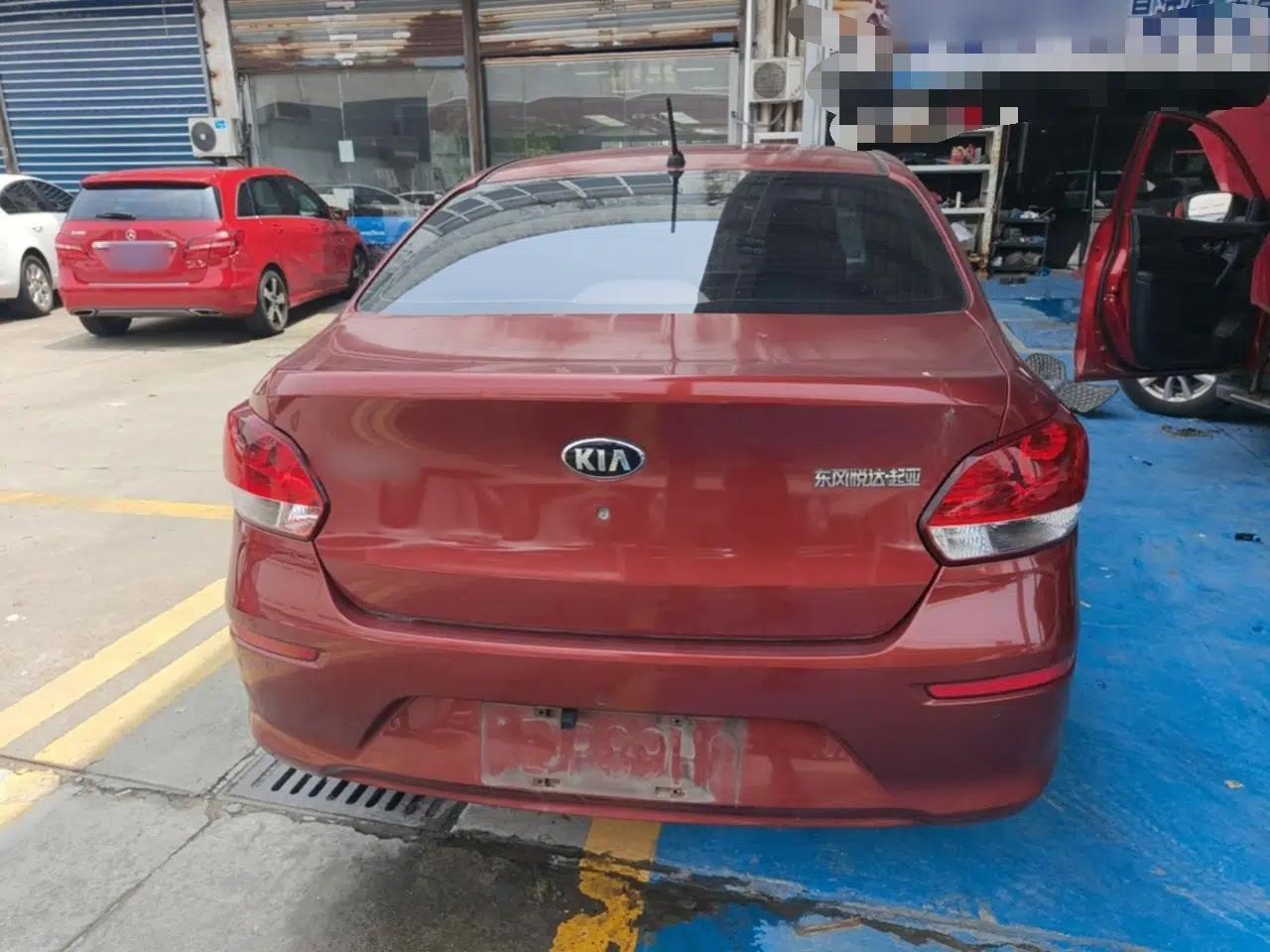 Kia Pegas 2017 1.4L Manual Value Edition — миниатюра 5