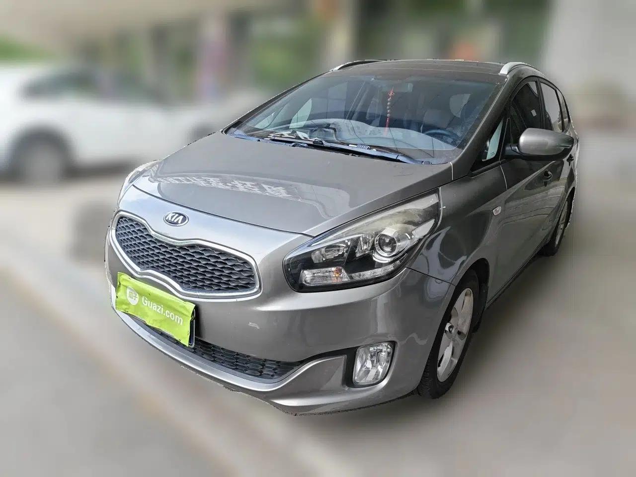 Kia Carens 2013 2.0L 7-Seater Automatic Standard Version China V Standard — миниатюра 1