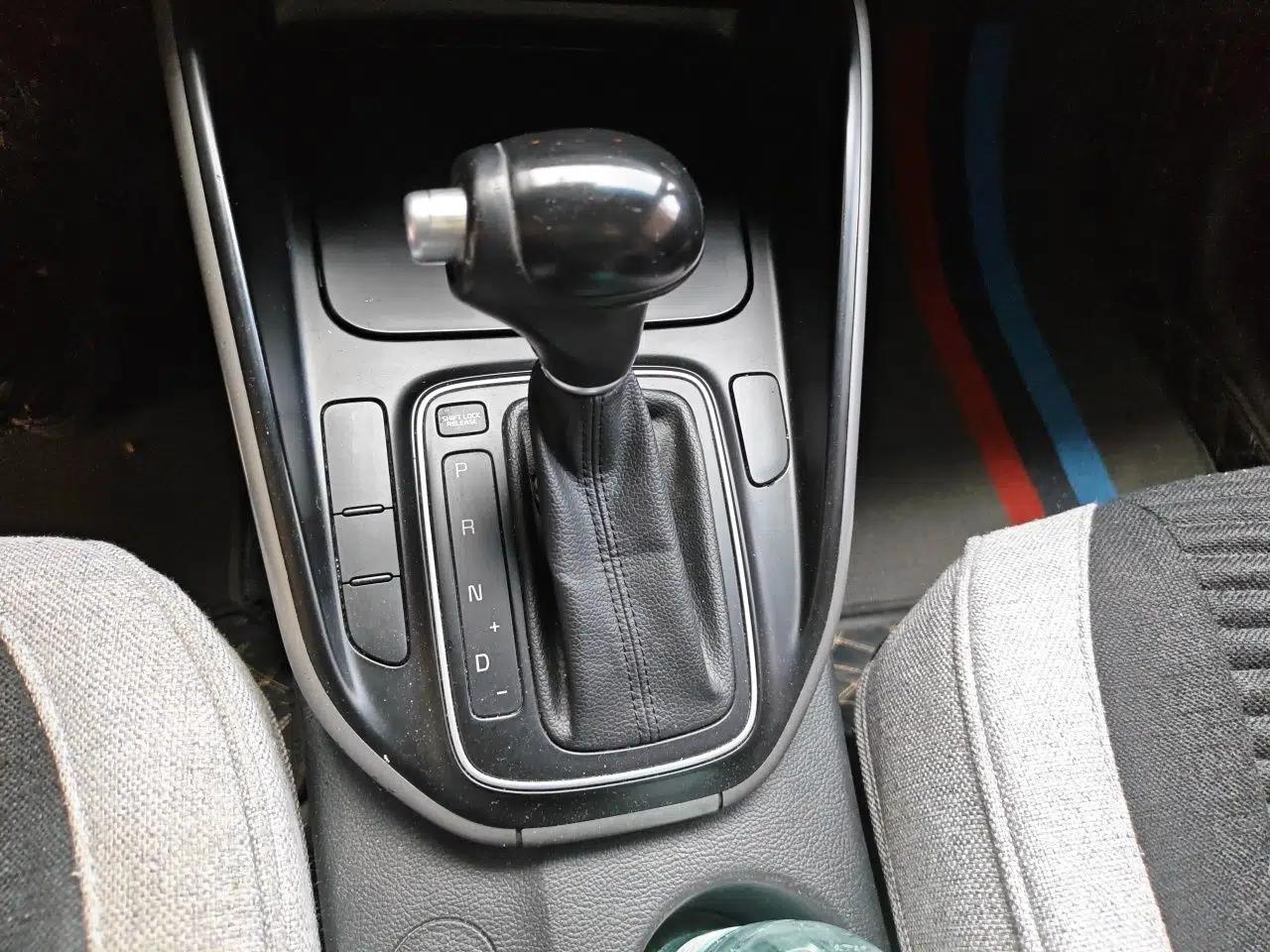 Kia Carens 2013 2.0L 7-Seater Automatic Standard Version China V Standard — миниатюра 14