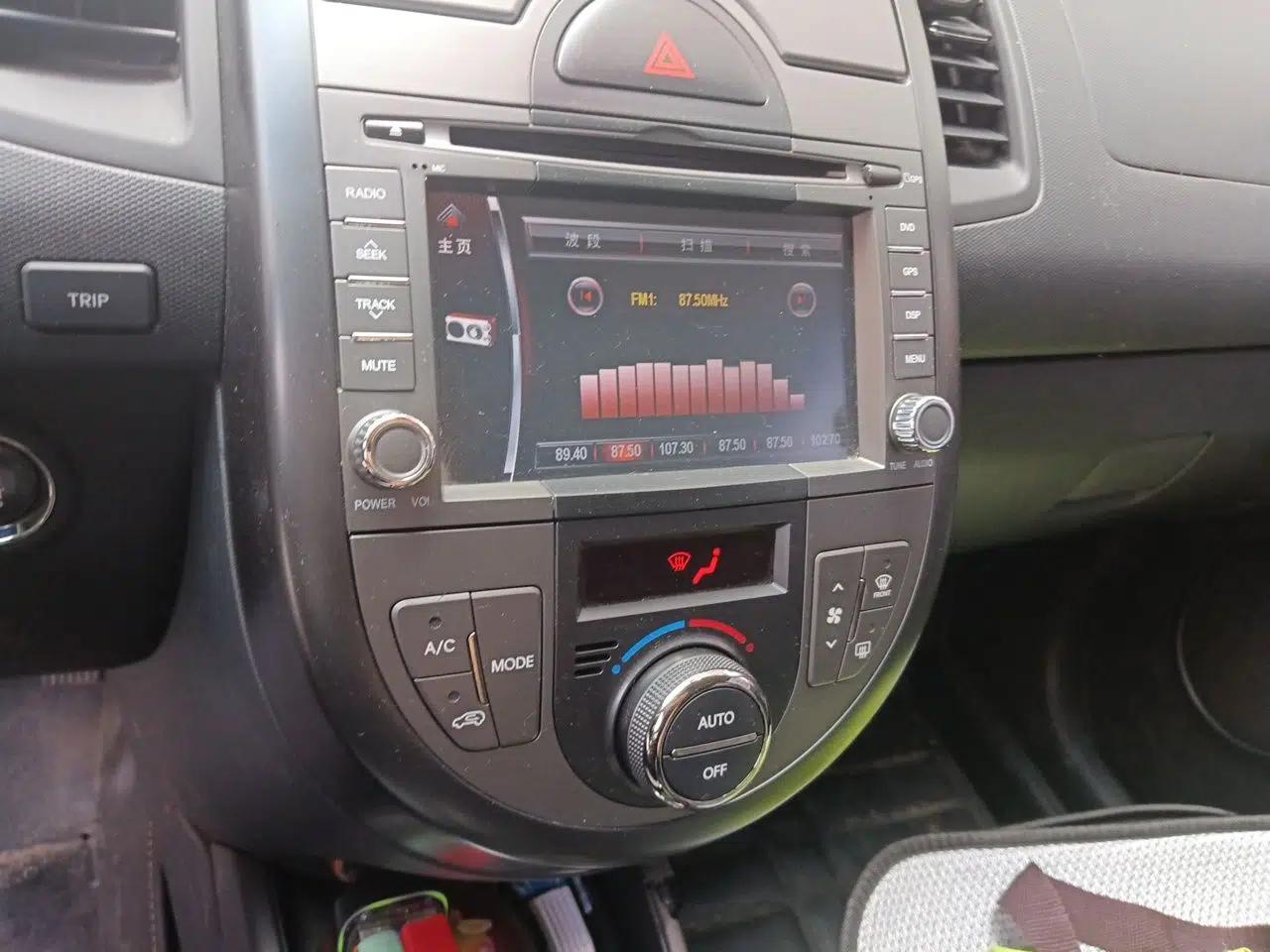 Kia Soul 2012 1.6L AT Premium — миниатюра 13