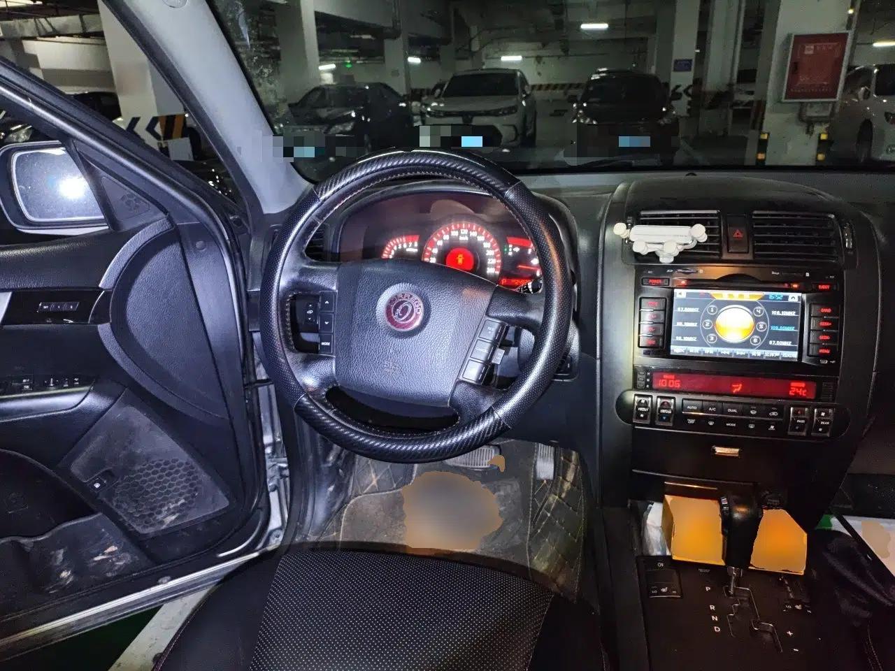 Kia Borrego 2008 3.8L Luxury Edition China IV — миниатюра 10