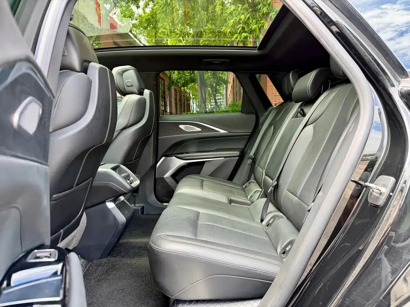 iQ Ruige 2024 Rear-Wheel Drive Standard Range Luxury Edition — миниатюра 10