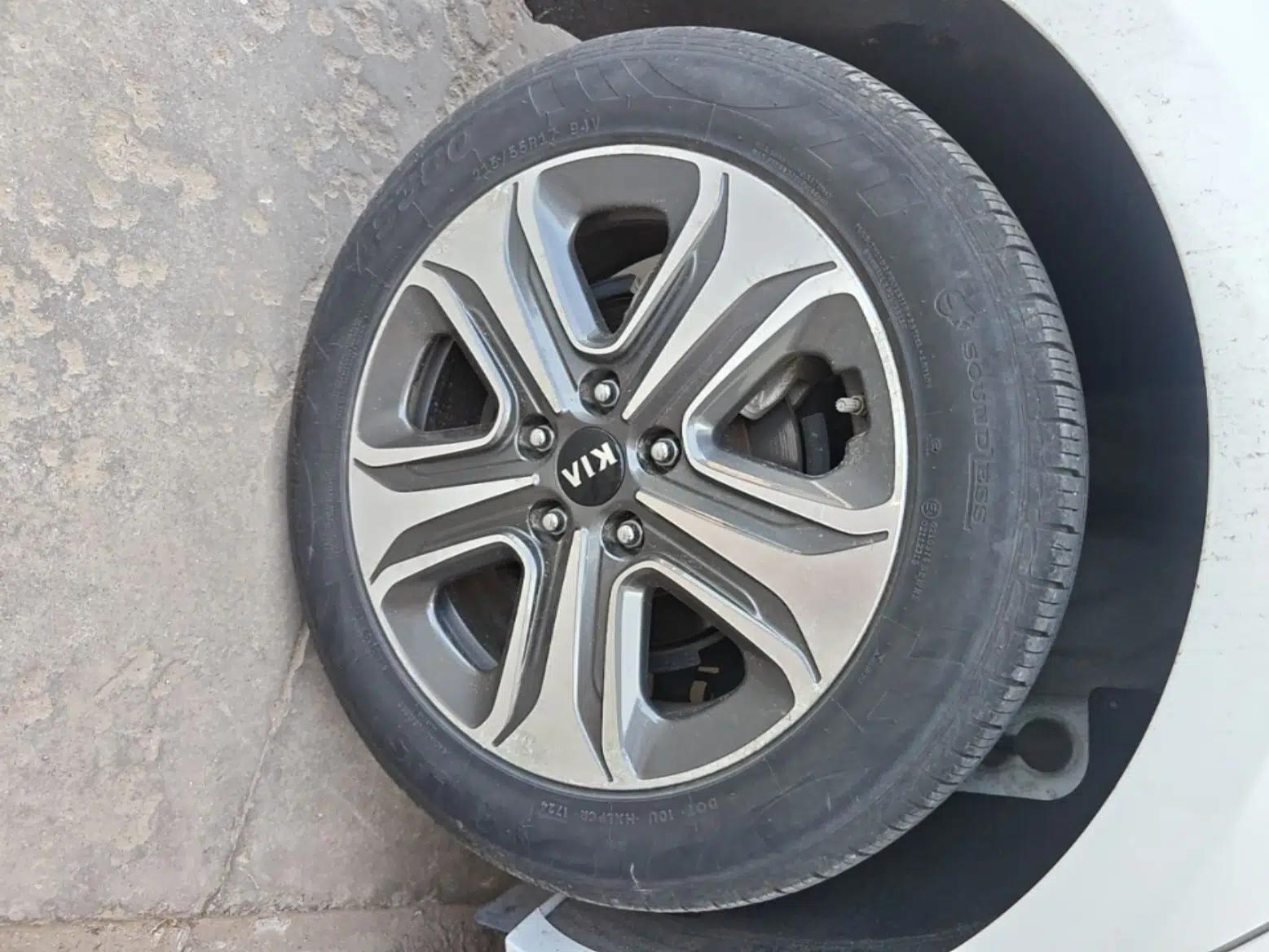 Kia K5 New Energy 2018 2.0L ZhiZun Edition — миниатюра 11