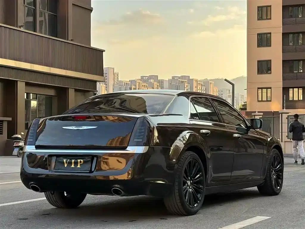 Chrysler 300C (Imported) 2013 3.6L Premium Edition — миниатюра 4