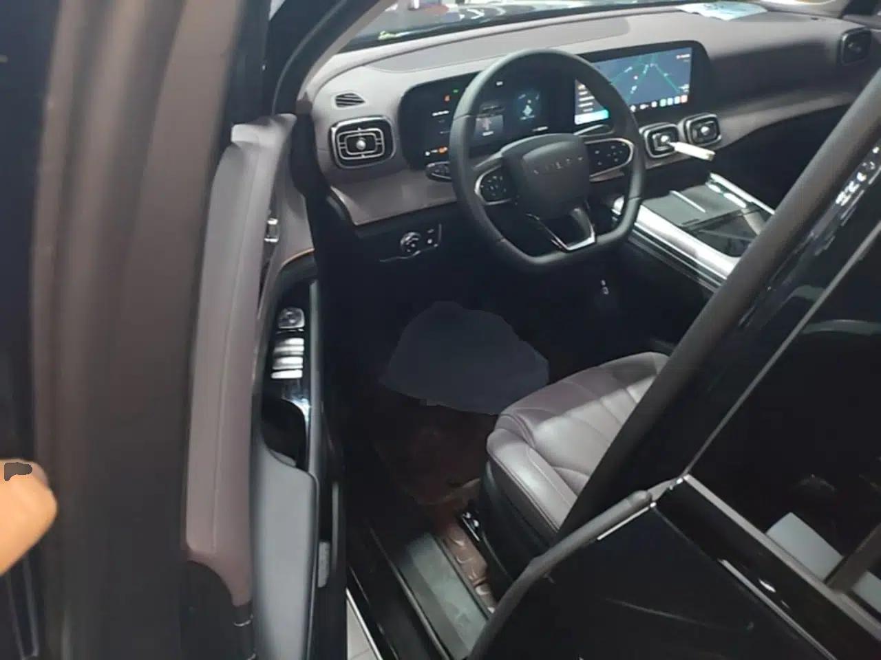 Chery Tiggo 9 C-DM 2025 1.5T 106KM Enjoy Edition 5 Seats Lithium-Ion Battery — миниатюра 23