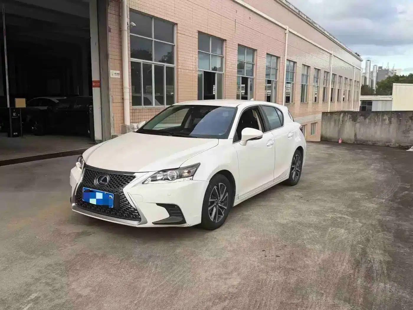 Lexus CT 2017 CT200h Elite Edition, Single Color, China V Emission Standard — миниатюра 3