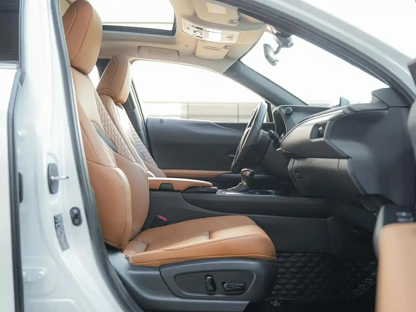 Lexus UX 2020 200 Special Edition — миниатюра 11