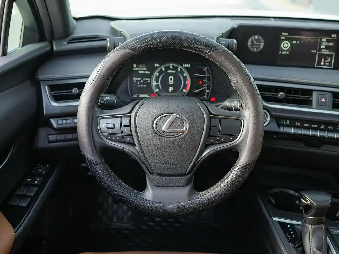 Lexus UX 2020 200 Special Edition — миниатюра 19