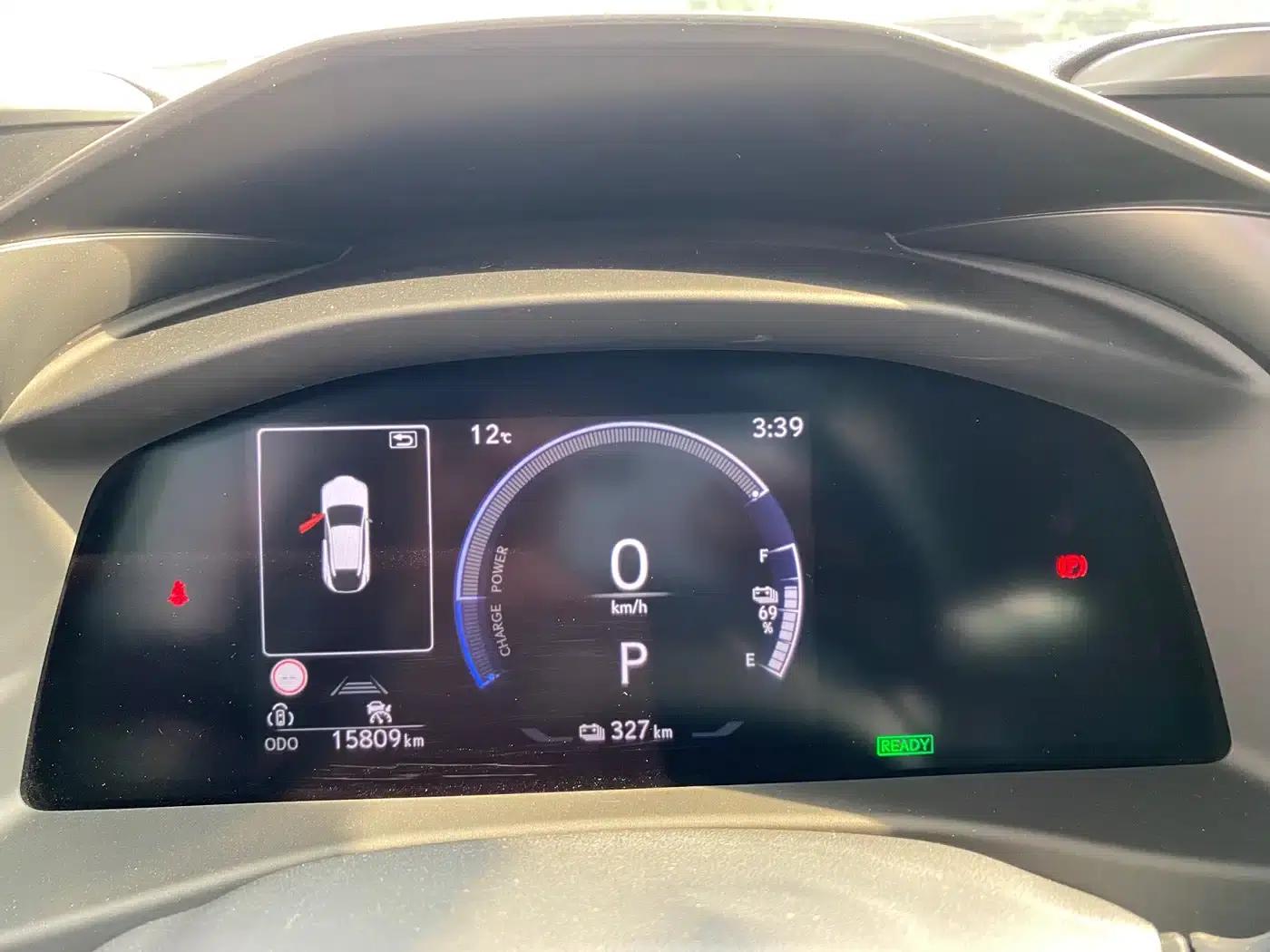 Lexus RZ 2023 450e AWD Long Range Edition — миниатюра 9