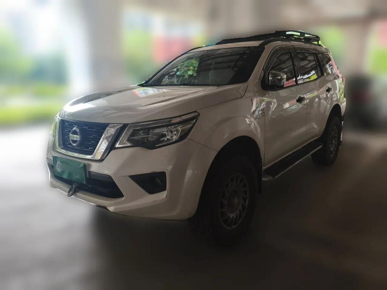 Nissan Terra 2018 2.5L Automatic 4x4 Flagship Edition — миниатюра 1