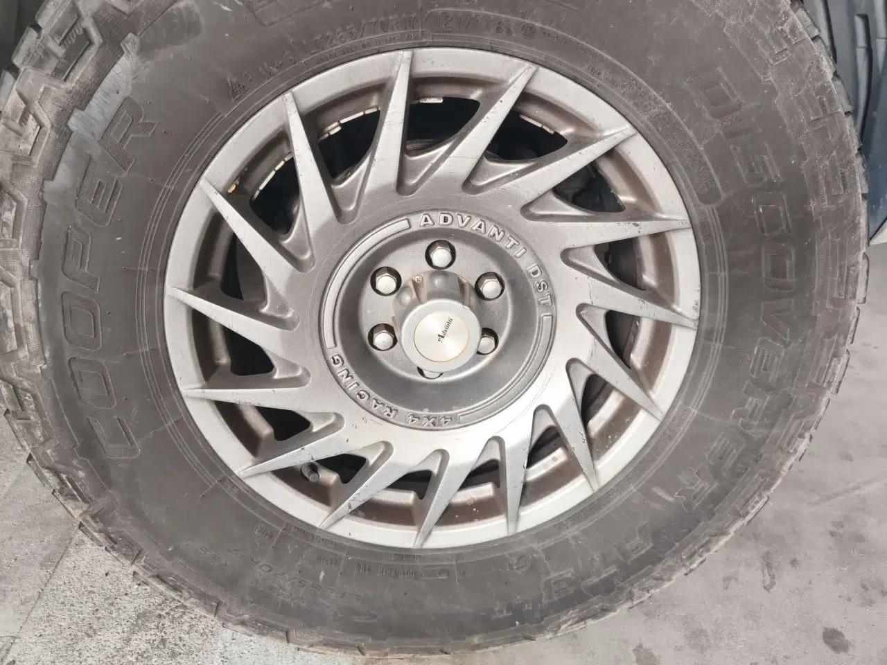 Nissan Terra 2018 2.5L Automatic 4x4 Flagship Edition — миниатюра 8