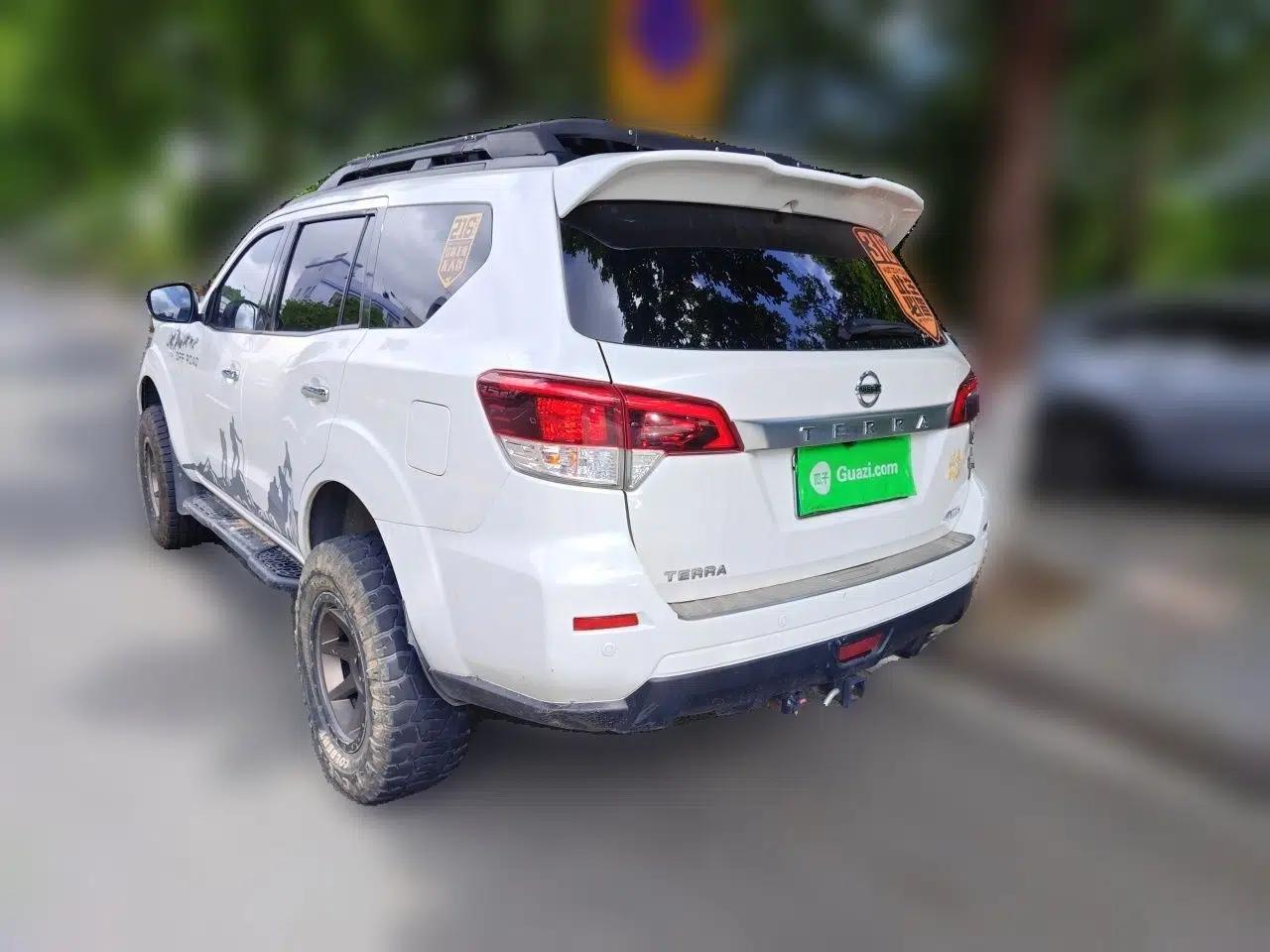 Nissan Terra 2020 2.5L XL Upper 4WD Automatic Four-Wheel Drive Luxury Edition — миниатюра 4
