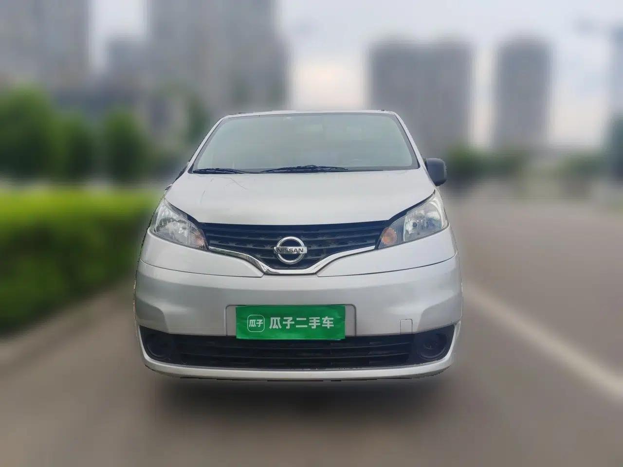 Nissan NV200 2012 1.6L 223 Seats Zunya Trim — миниатюра 2