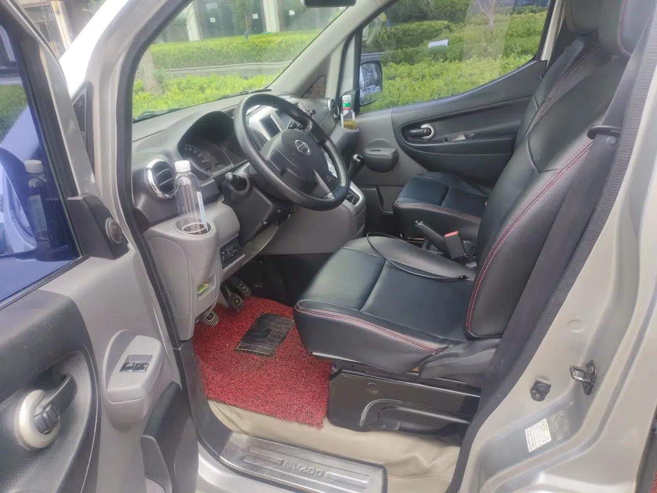 Nissan NV200 2012 1.6L 223 Seats Zunya Trim — миниатюра 16