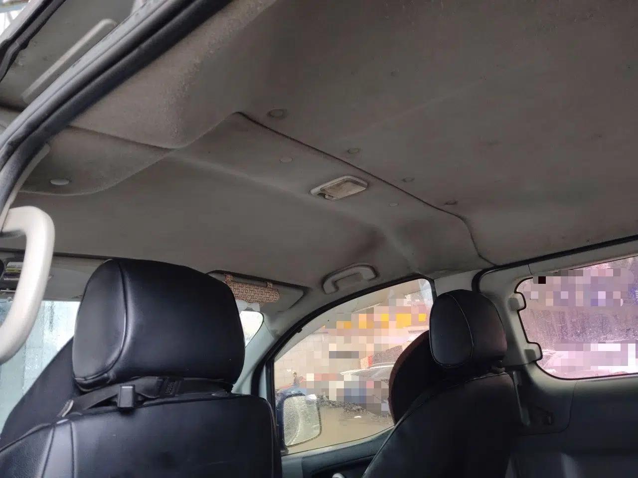 Nissan NV200 2012 1.6L 232 Seats Deluxe Version — миниатюра 18
