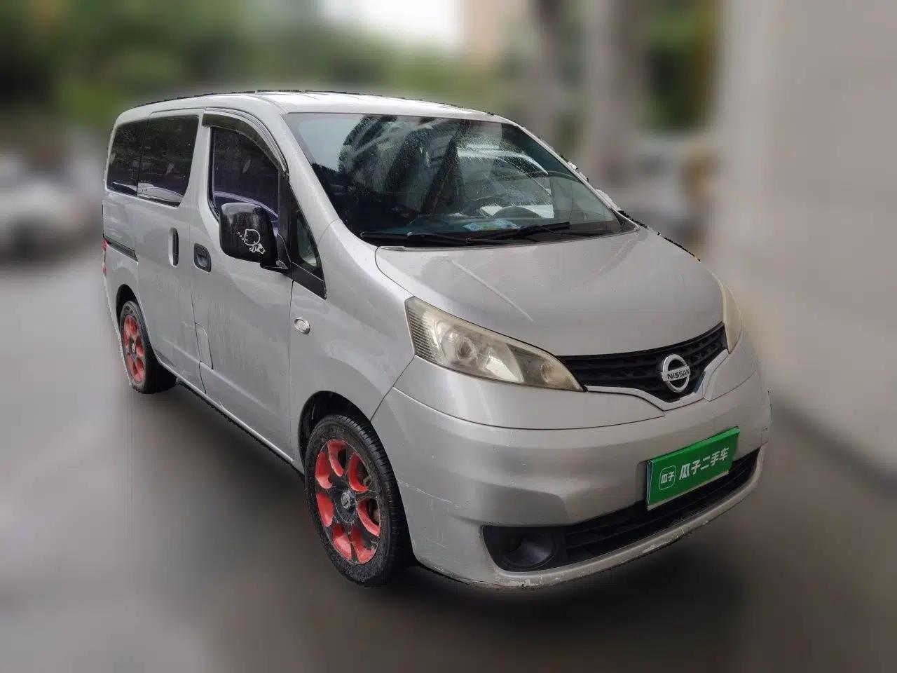 Nissan NV200 2012 1.6L 232 Seats Deluxe Version — миниатюра 3