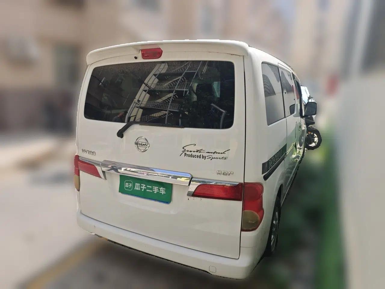 Nissan NV200 2014 1.6L Manual Luxury Model China V Standard — миниатюра 6