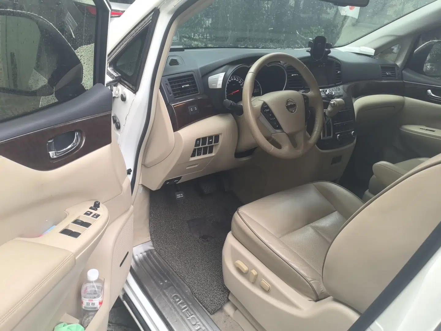 Nissan Quest 2015 3.5L SL — миниатюра 16
