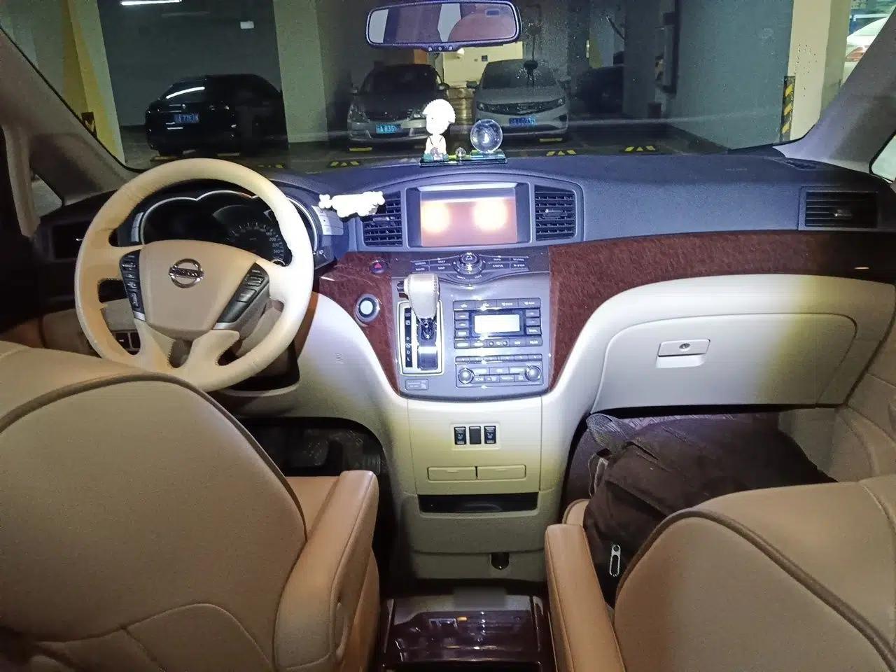 Nissan Quest 2015 3.5L SL — миниатюра 9