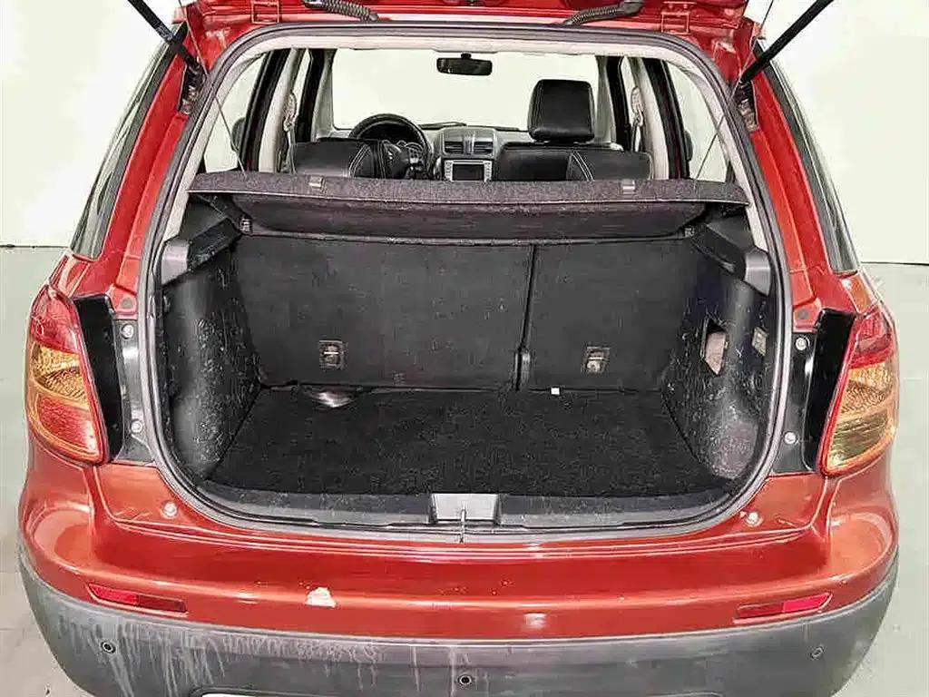 2012 Tianyu SX4 1.6L Manual Elite Edition — миниатюра 6