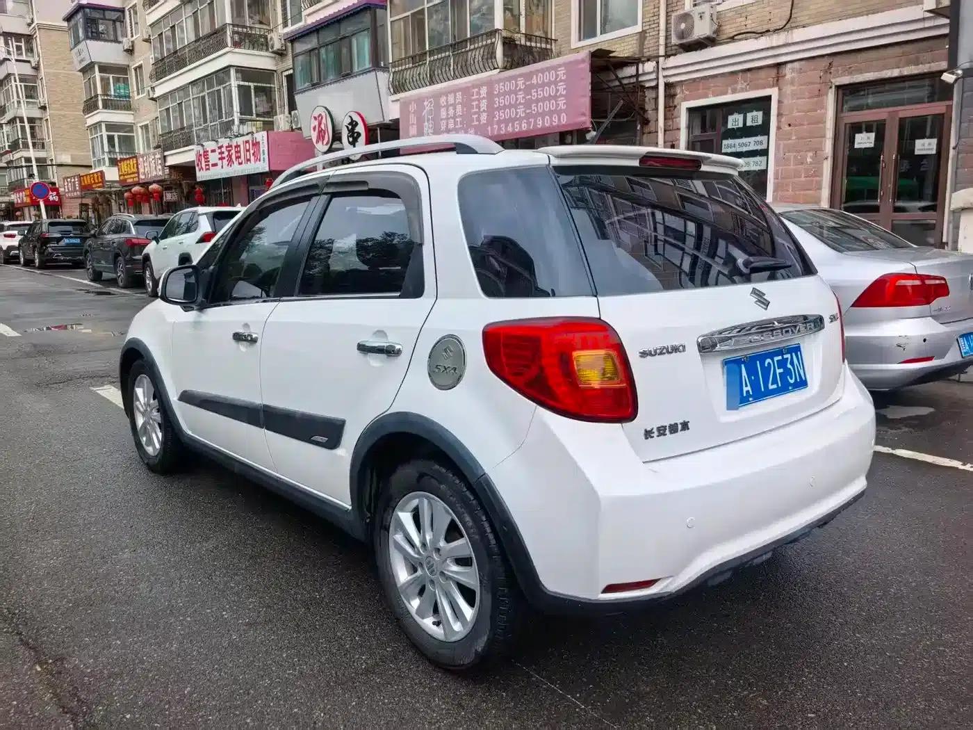 SX4 2013 Cool Sharp 1.6L Automatic Sport — миниатюра 6