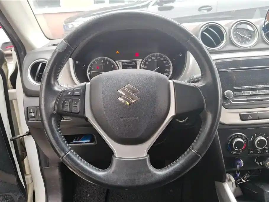 Vitara 2016 1.4T Manual 2WD Elite — миниатюра 15