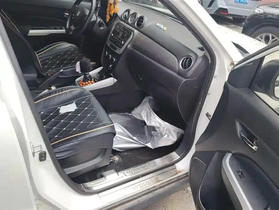 Vitara 2016 1.4T Manual 2WD Elite — миниатюра 8