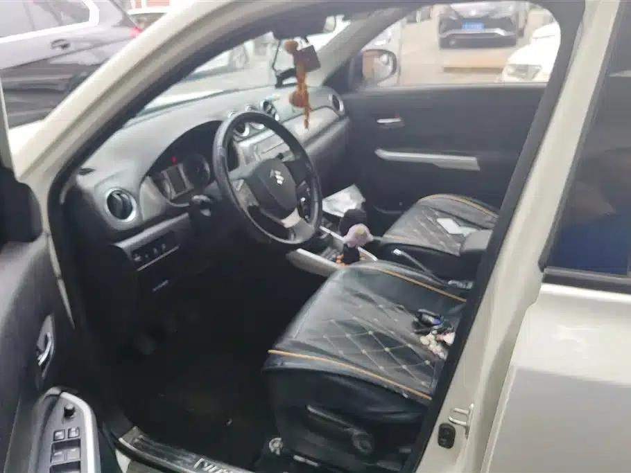 Vitara 2016 1.4T Manual 2WD Elite — миниатюра 9
