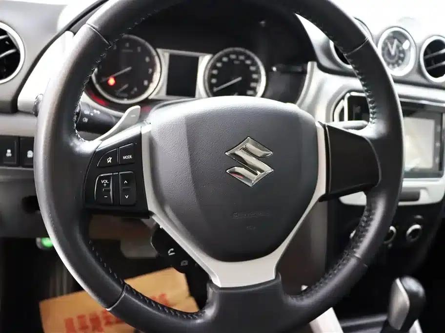Vitara 2016 1.4T Automatic AWD Leading Edition — миниатюра 15