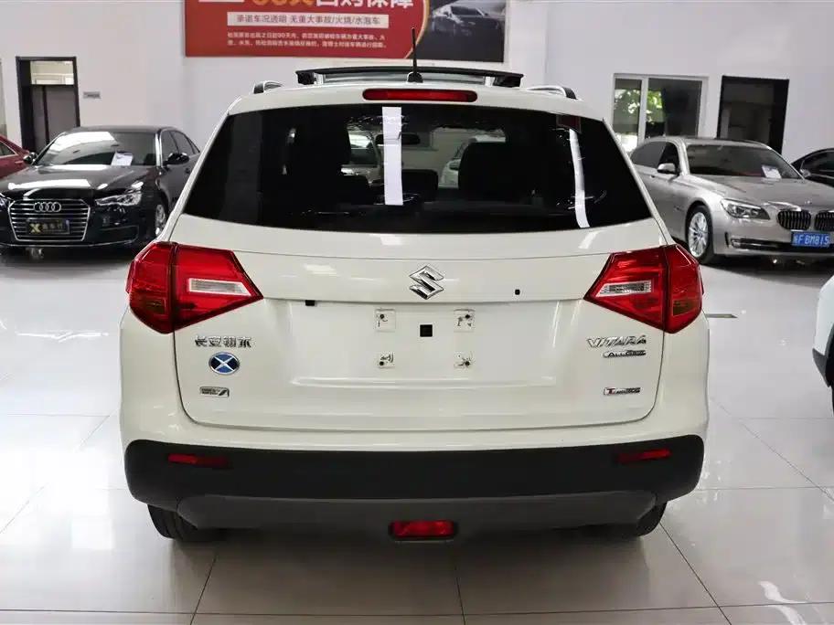 Vitara 2016 1.4T Automatic AWD Leading Edition — миниатюра 8
