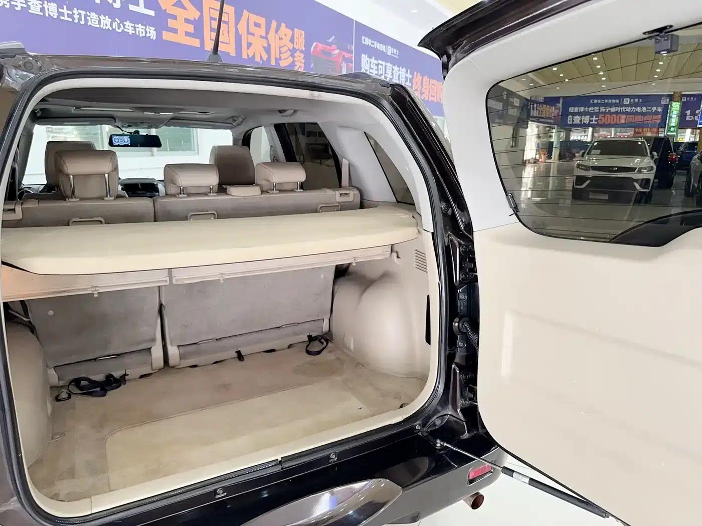 2012 Grand Vitara 2.4L AT Luxury Navigation 5-Door Edition — миниатюра 17