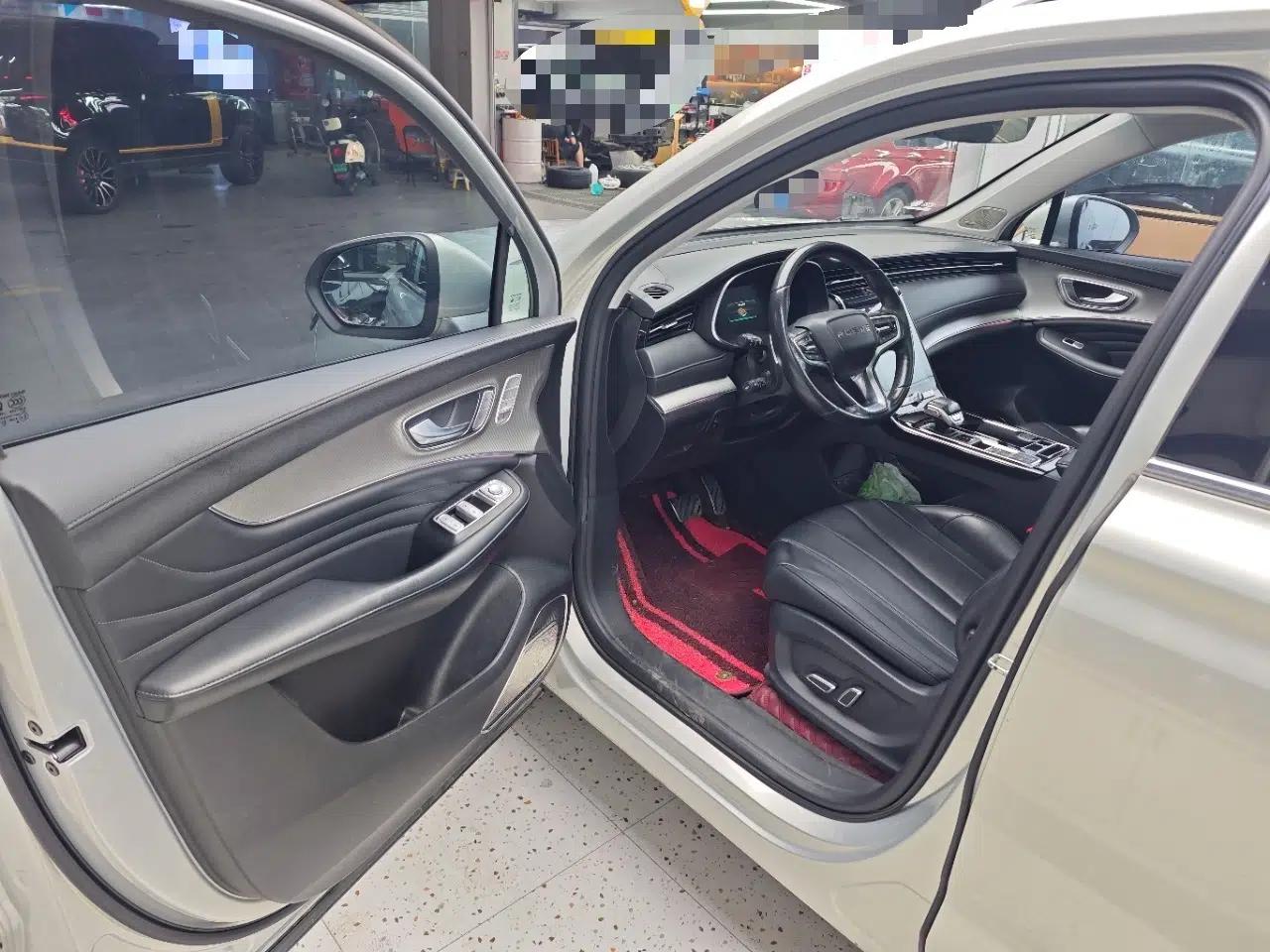 Roewe RX5 MAX 2021 Supreme Series 400TGI Automatic Smart Cabin Prestige Edition — миниатюра 24