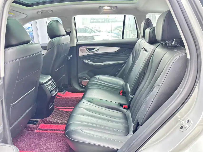 Roewe RX5 MAX 2021 Supreme Series 400TGI Automatic Smart Cabin Prestige Edition — миниатюра 31
