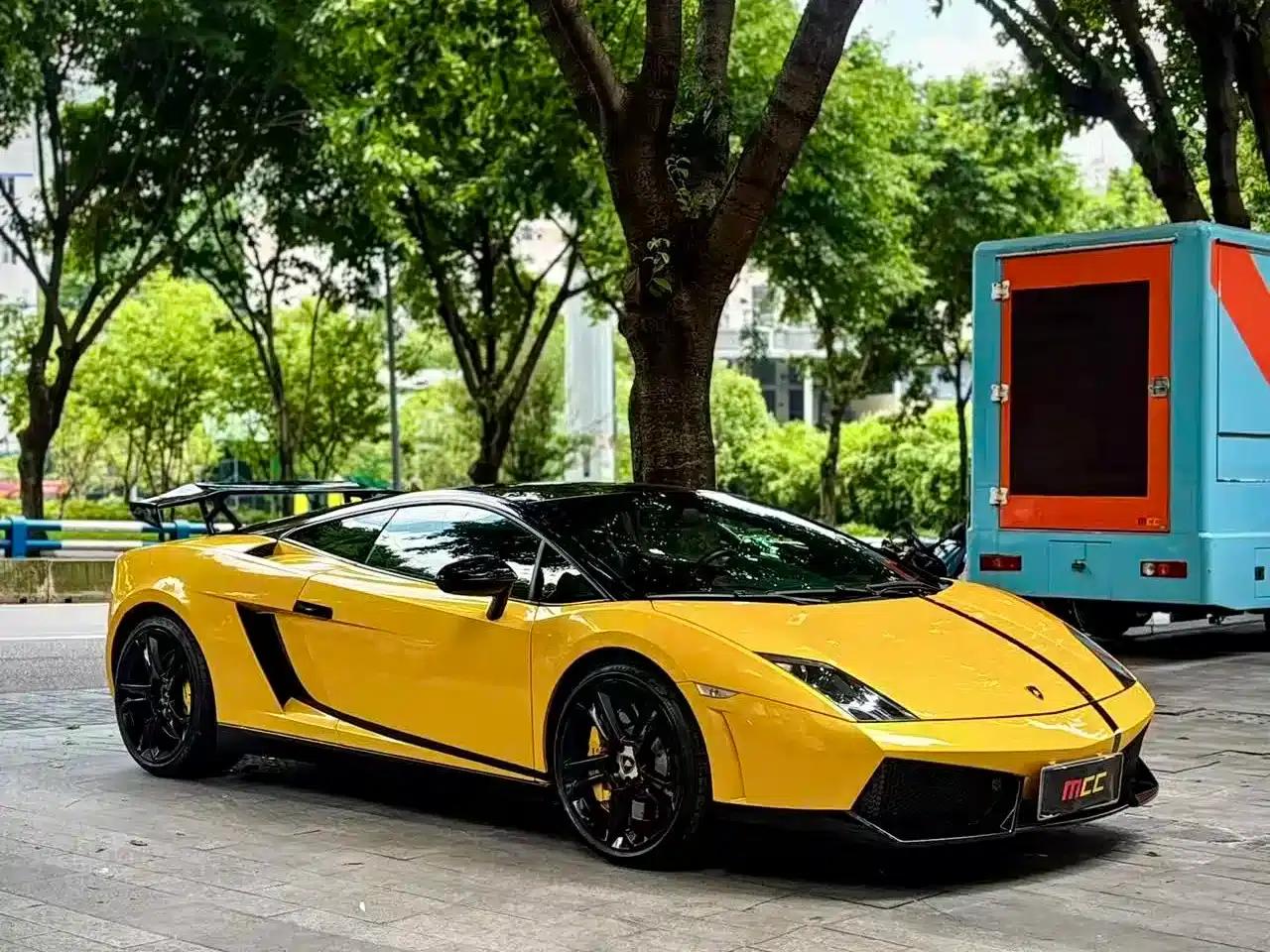 2011 Gallardo LP 550-2 Tricolore — миниатюра 3