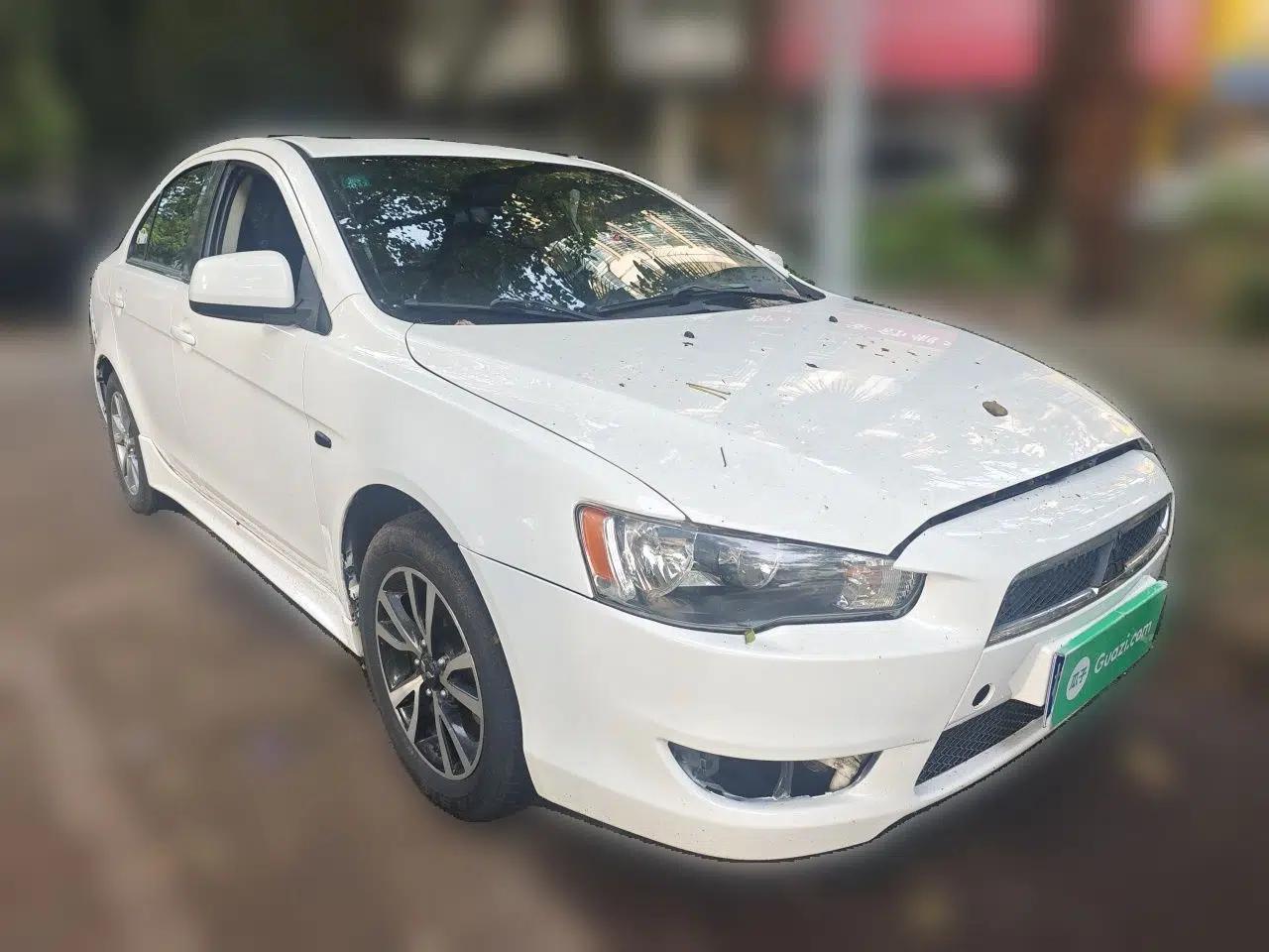 Mitsubishi Lancer EX 2012 Chasing Edition 1.8L Manual Luxury Model — миниатюра 3