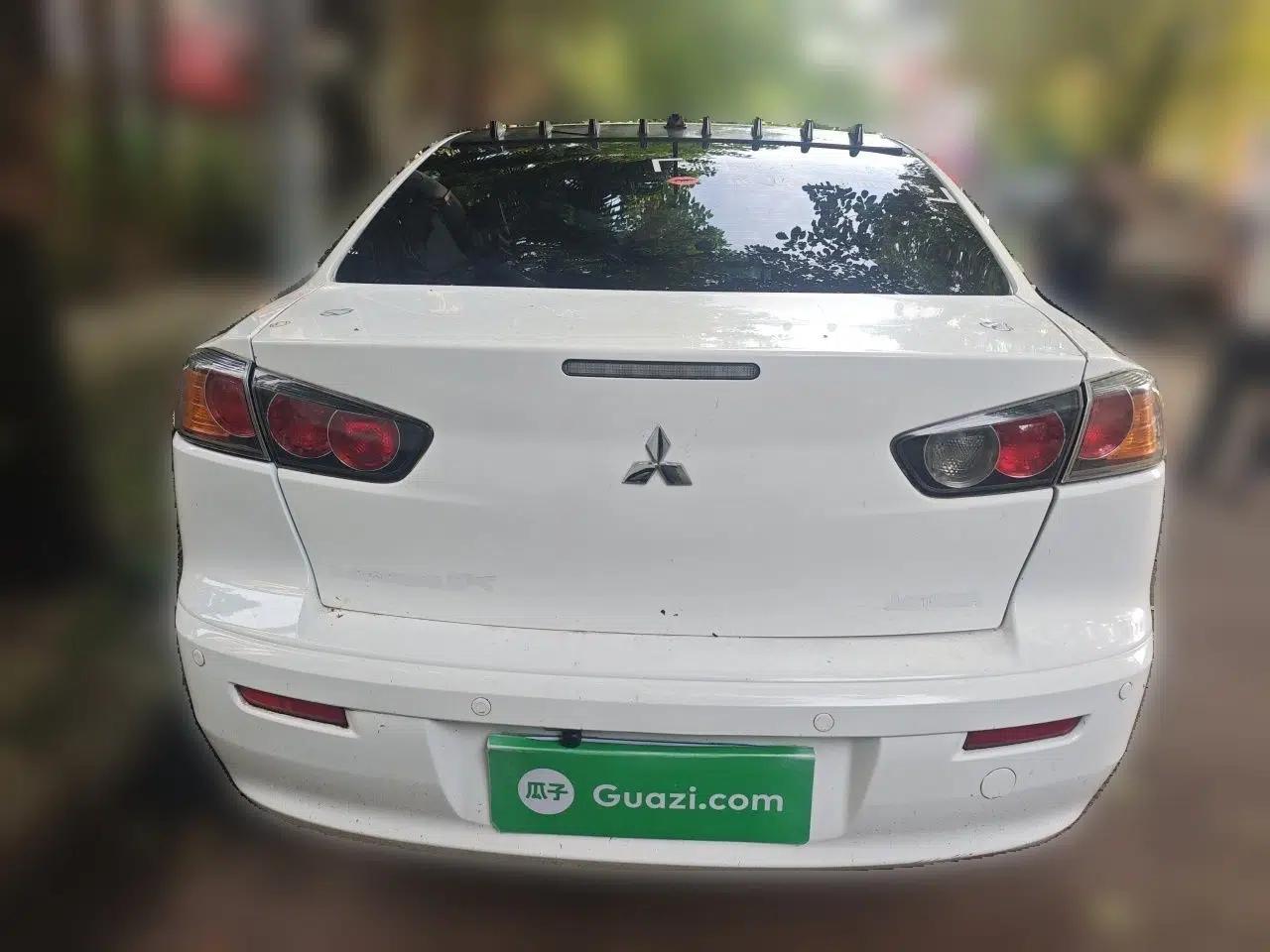 Mitsubishi Lancer EX 2012 Chasing Edition 1.8L Manual Luxury Model — миниатюра 5
