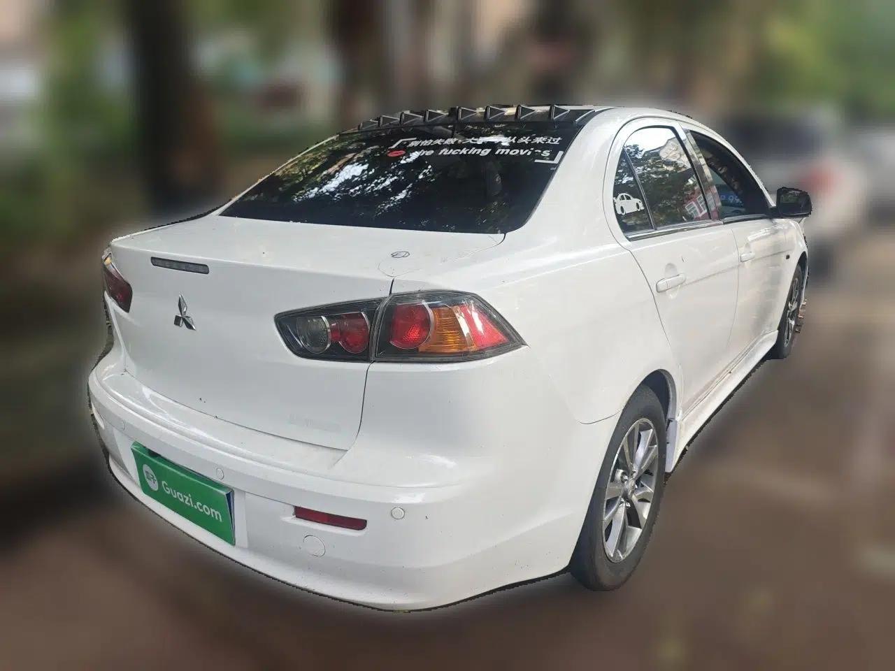 Mitsubishi Lancer EX 2012 Chasing Edition 1.8L Manual Luxury Model — миниатюра 6
