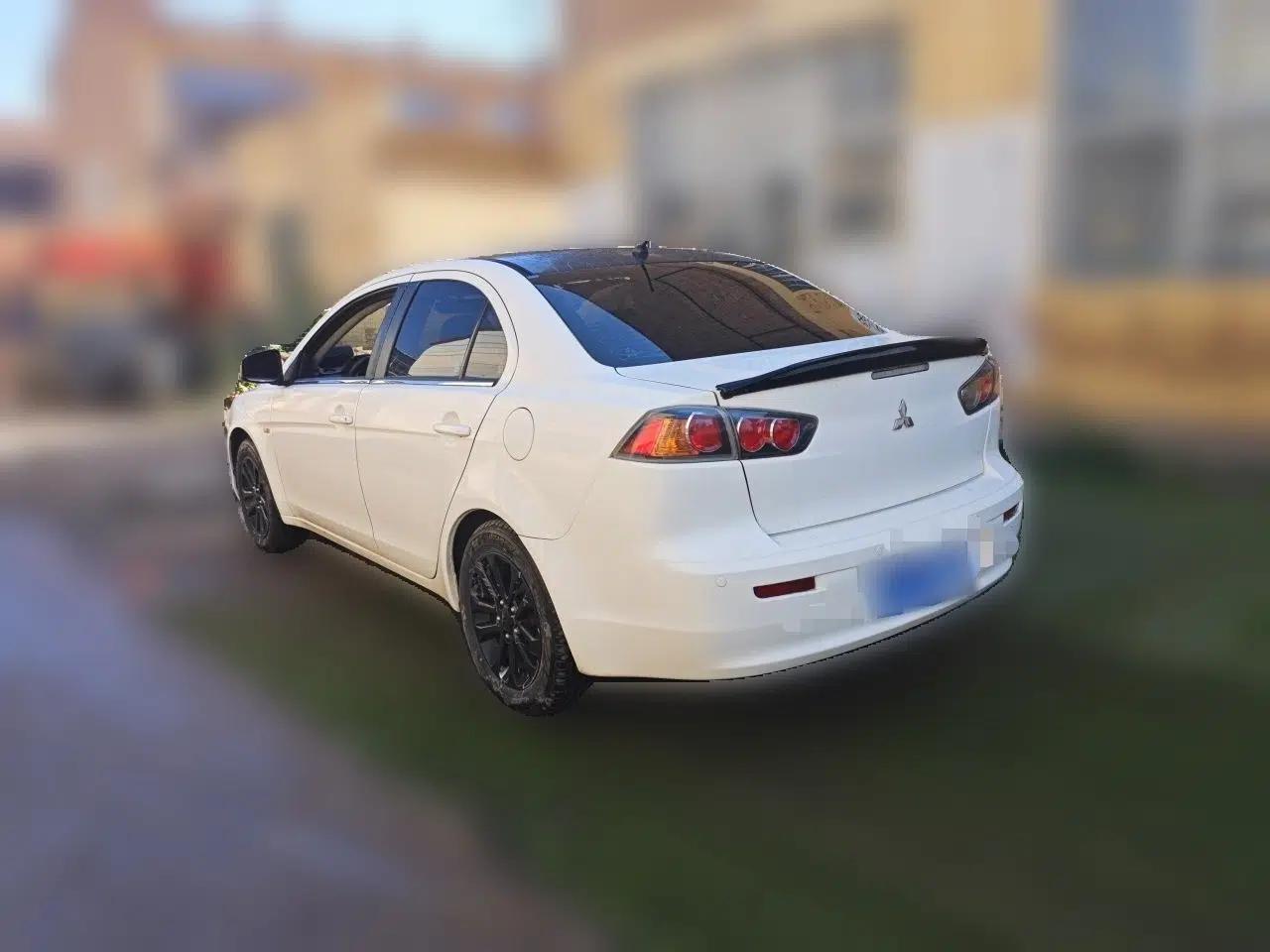 Mitsubishi Lancer EX 2012 Fashion Edition 1.8L CVT Comfort Version — миниатюра 4