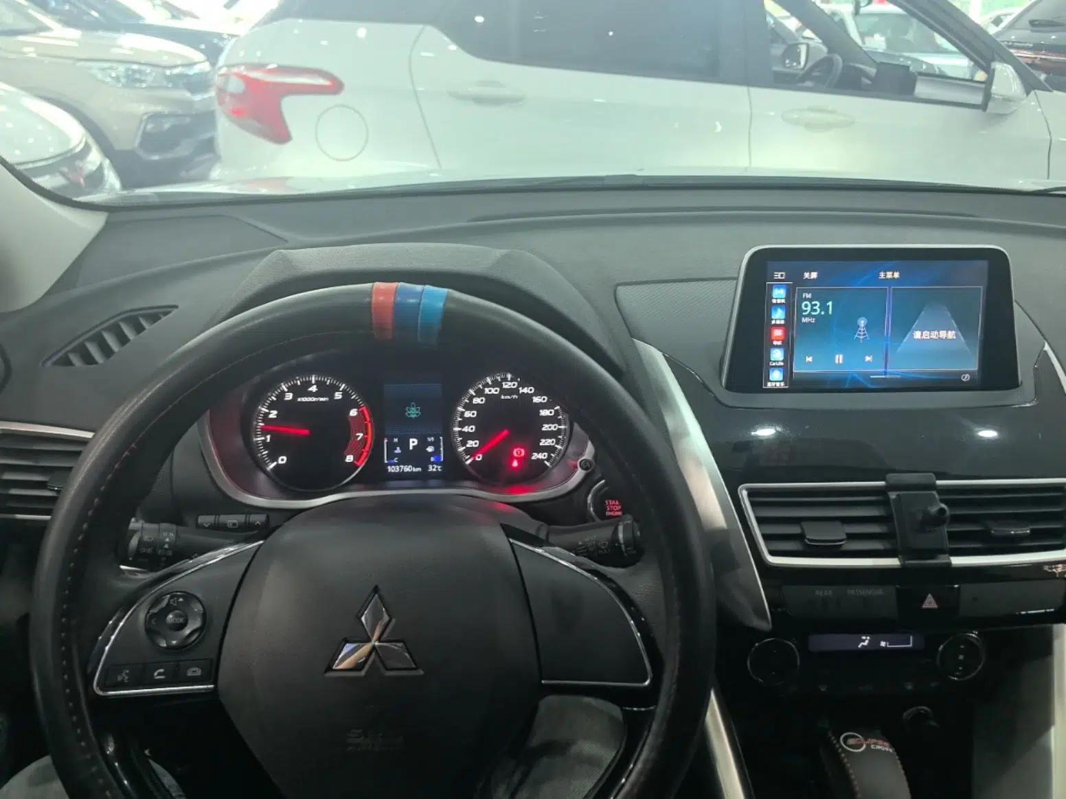 Mitsubishi Eclipse Cross 2018 1.5T CVT Two-Wheel Drive Dream Edition — миниатюра 12