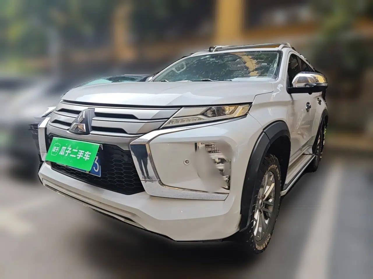 Mitsubishi Pajero Sport Mitsubishi Pajero 2019, 3.0L Automatic, 7 Seater (Parallel Import) — миниатюра 1