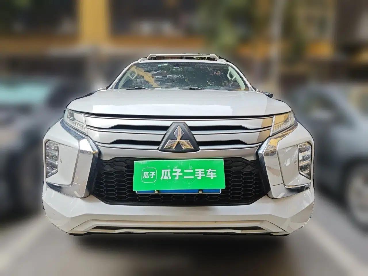Mitsubishi Pajero Sport Mitsubishi Pajero 2019, 3.0L Automatic, 7 Seater (Parallel Import) — миниатюра 2