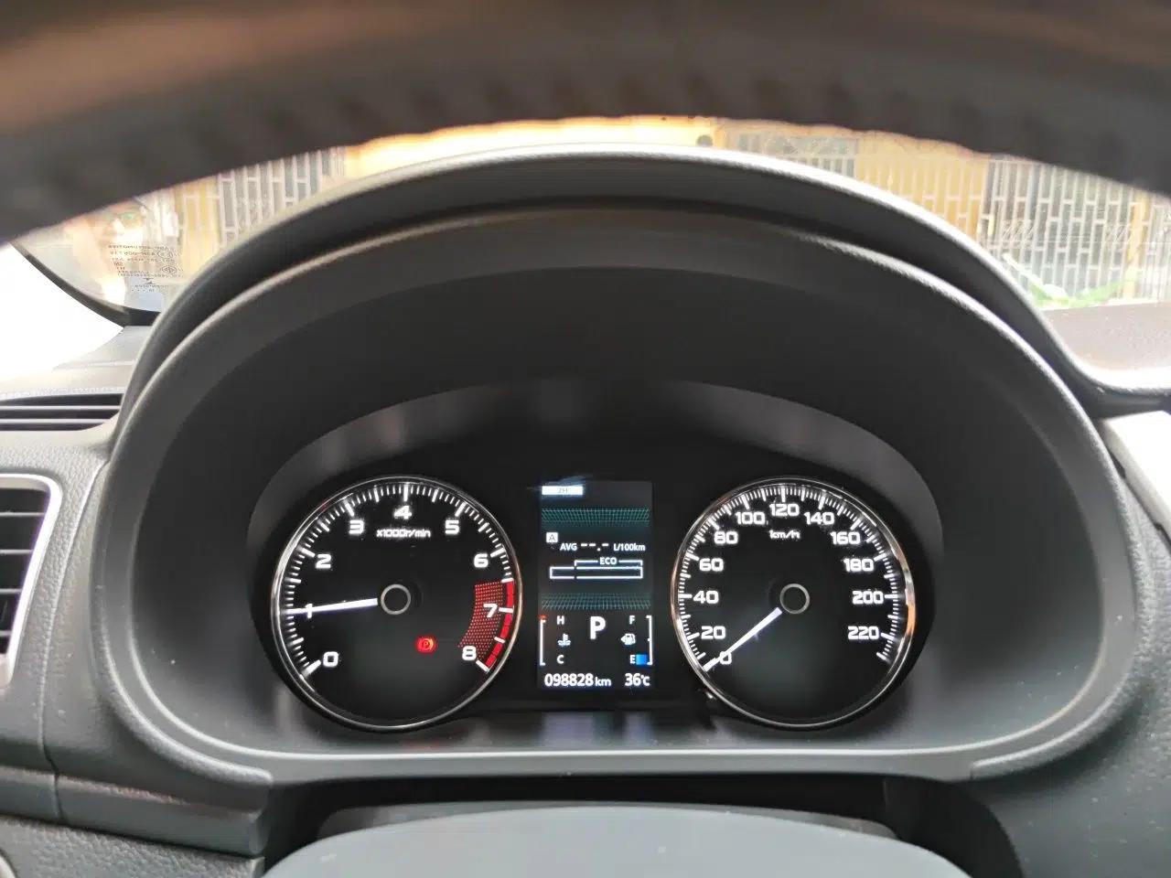 Mitsubishi Pajero Sport Mitsubishi Pajero 2019, 3.0L Automatic, 7 Seater (Parallel Import) — миниатюра 11