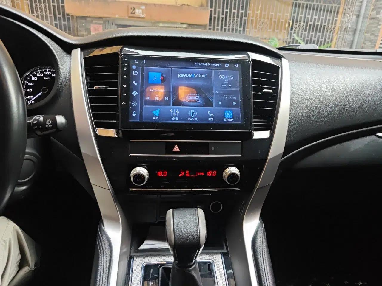 Mitsubishi Pajero Sport Mitsubishi Pajero 2019, 3.0L Automatic, 7 Seater (Parallel Import) — миниатюра 13